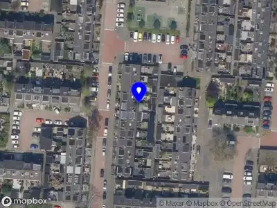 Ambulance met grote spoed naar de Da Costastraat in Lekkerkerk