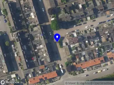 Brandweer met grote spoed naar de Van Eedenstraat in Harderwijk vanwege een buitenbrand