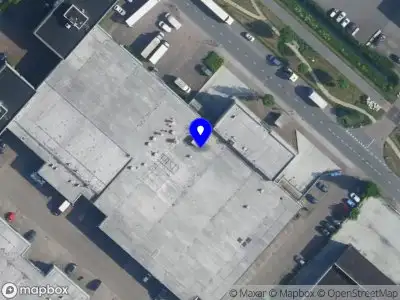 Brandweer met gepaste spoed naar de Hoeksteen in Hoofddorp vanwege stormschade