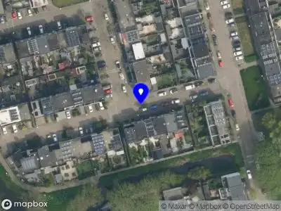 Ambulance met grote spoed naar de Namibiëstraat in Delft