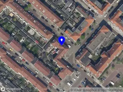 Ambulance met gepaste spoed naar de Van Leeuwenhoeckstraat in Schiedam