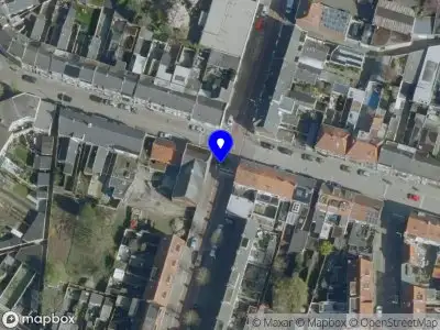 Politie met grote spoed naar de Reinier Claeszenstraat in Tilburg vanwege steekincident