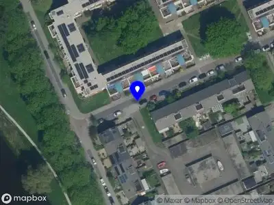 Ambulance met grote spoed naar de Kloosterven in Zaandam