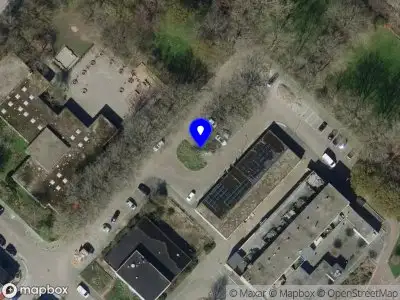 Ambulance met grote spoed naar de Platanenstraat in Ridderkerk