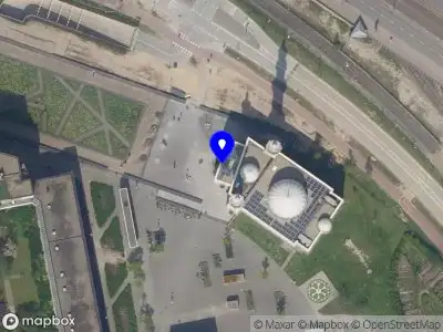 Ambulance met grote spoed naar de Colosseumweg in Rotterdam