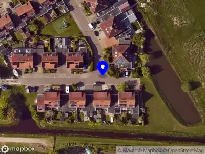 Ambulance met grote spoed naar de Strandkaap in Den Burg