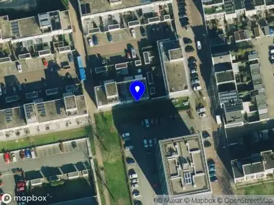 Brandweer met grote spoed naar de Schumannlaan in Zwolle vanwege voertuigbrand