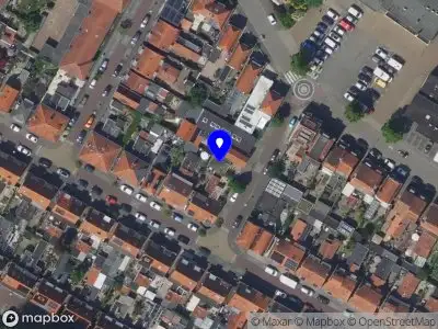 Ambulance met grote spoed naar de Wilhelminastraat in Sliedrecht