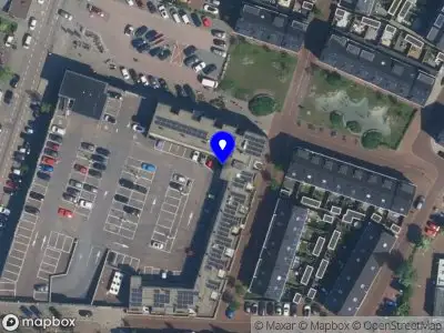 Ambulance met grote spoed naar de Crossleystraat in Haarlem