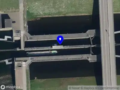 Politie met gepaste spoed naar de Krammersluis in Bruinisse