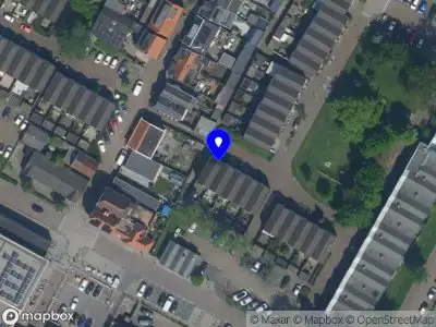 Ambulance met grote spoed naar de Bothastraat in Zaandam