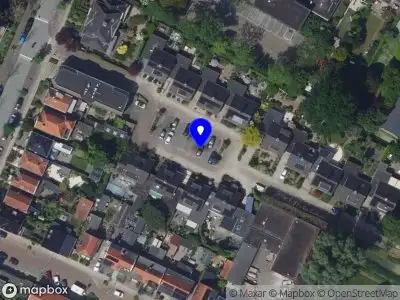 Ambulance met grote spoed naar de Willem-Alexanderhof in Zwijndrecht