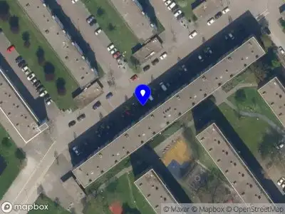 Ambulance met grote spoed naar de P J Troelstralaan in Schiedam