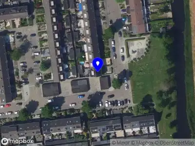Ambulance met gepaste spoed naar de Adriaan van Ostadelaan in Alblasserdam