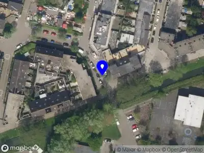 Ambulance met gepaste spoed naar de Oude Watering in Rotterdam