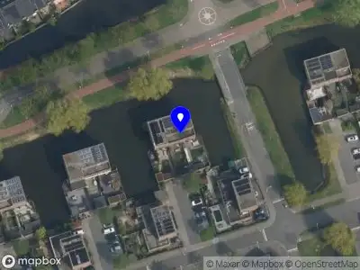 Brandweer met gepaste spoed naar de Lookhof in Pijnacker vanwege stormschade