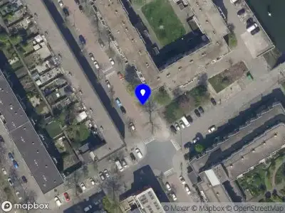 Ambulance met grote spoed naar de Schietloodstraat in Rotterdam