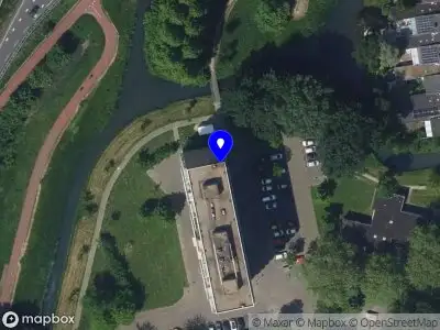 Ambulance met gepaste spoed naar de Zernikelaan in Papendrecht