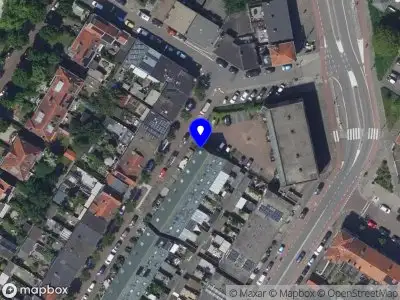 Ambulance met gepaste spoed naar de Tieselensstraat in Dordrecht