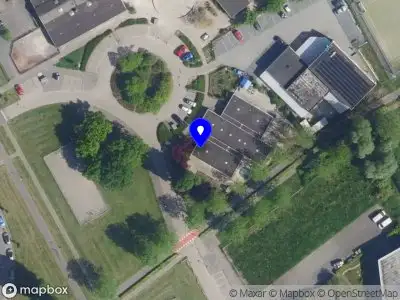 Brandweer met gepaste spoed naar de Lierstraat in Almere vanwege stormschade