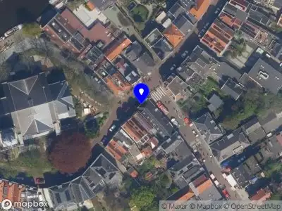 Ambulance naar de Rotterdamse Rijweg in Rotterdam