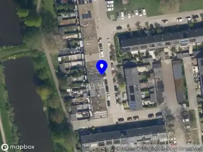 Ambulance met grote spoed naar de Smetanalaan in Schiedam