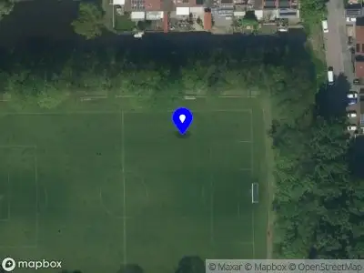 Ambulance met grote spoed naar de Bakkersstraat in Westknollendam