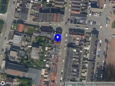 Ambulance met grote spoed naar de Buffelstraat in Rotterdam