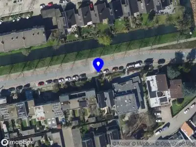 Ambulance met gepaste spoed naar de Gebroken Meeldijk in Barendrecht