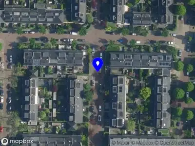 Brandweer met grote spoed naar de Mr. Rendorplaan in Amstelveen vanwege gebouwbrand