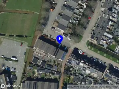 Ambulance met grote spoed naar de IJsvogel in Alblasserdam