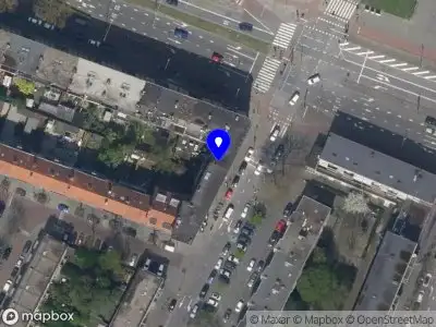 Ambulance met gepaste spoed naar de Goereesestraat in Rotterdam
