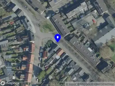 Brandweer met gepaste spoed naar de Nieuwe Brouwerstraat in Oss vanwege gebouwbrand