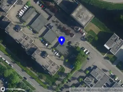 Ambulance met grote spoed naar de De Fruittuinen in Hoofddorp