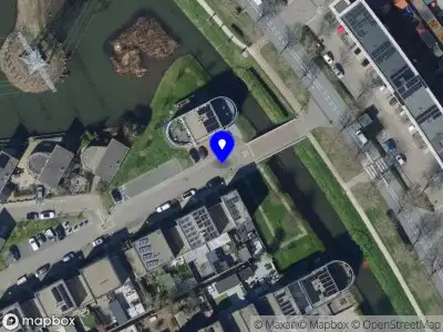 Ambulance met grote spoed naar de Schothorstlaan in Spijkenisse