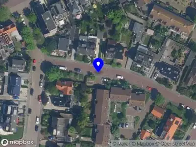 Ambulance met grote spoed naar de Dr. de Visserstraat in Zandvoort