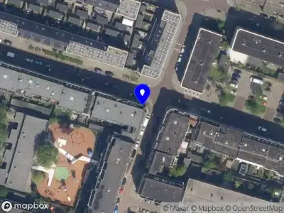Ambulance met grote spoed naar de Bloklandstraat in Rotterdam