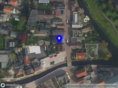 Ambulance met gepaste spoed naar de Dorpsstraat in Zevenhuizen
