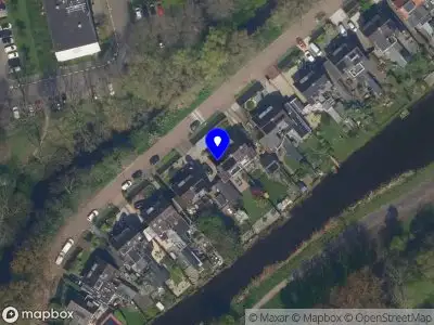 Ambulance met gepaste spoed naar de Bermweg in Capelle aan den IJssel