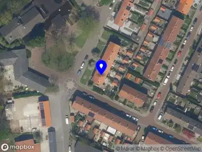 112 melding Brandweer met gepaste spoed naar de Marijkeplein in Rozenburg vanwege stankoverlast