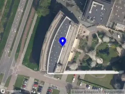 Ambulance met grote spoed naar de Minosstraat in Rotterdam