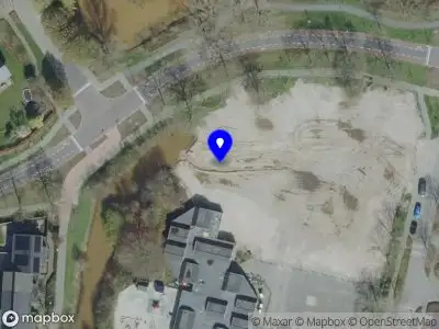 112 melding Politie naar de De Langedonk in Veghel vanwege personen te water