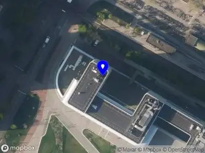 Ambulance met gepaste spoed naar de Alfastraat in Leiden