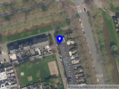 112 melding Ambulance met gepaste spoed naar de Trompetbloem in Rotterdam