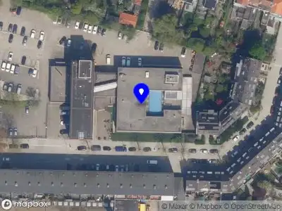 Ambulance met gepaste spoed naar de Prins Frederik Hendrikstraat in Rotterdam