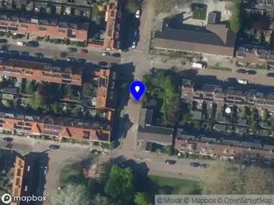 Brandweer met gepaste spoed naar de Frederik van Eedenstraat in Utrecht