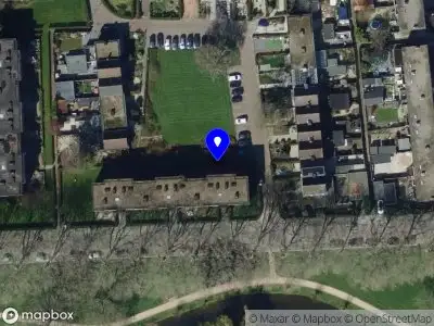 Ambulance met grote spoed naar de Mr. Thorbeckestraat in Ridderkerk