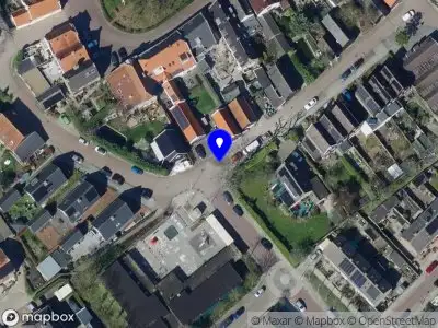 Ambulance met gepaste spoed naar de Achterweg ZZ in Abbenbroek