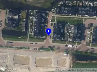 Ambulance met grote spoed naar de Suringarstraat in Boskoop