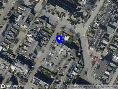 Ambulance met gepaste spoed naar de Strobenen-bogerd in Hendrik-Ido-Ambacht